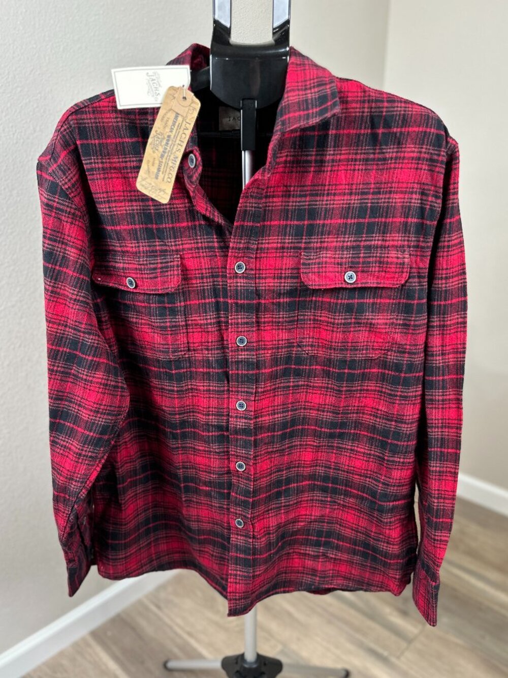 JACHS Men’s XL Red Black Plaid Flannel Shirt